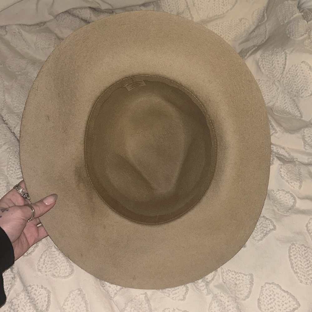 Wool hat - Picture 4 of 7